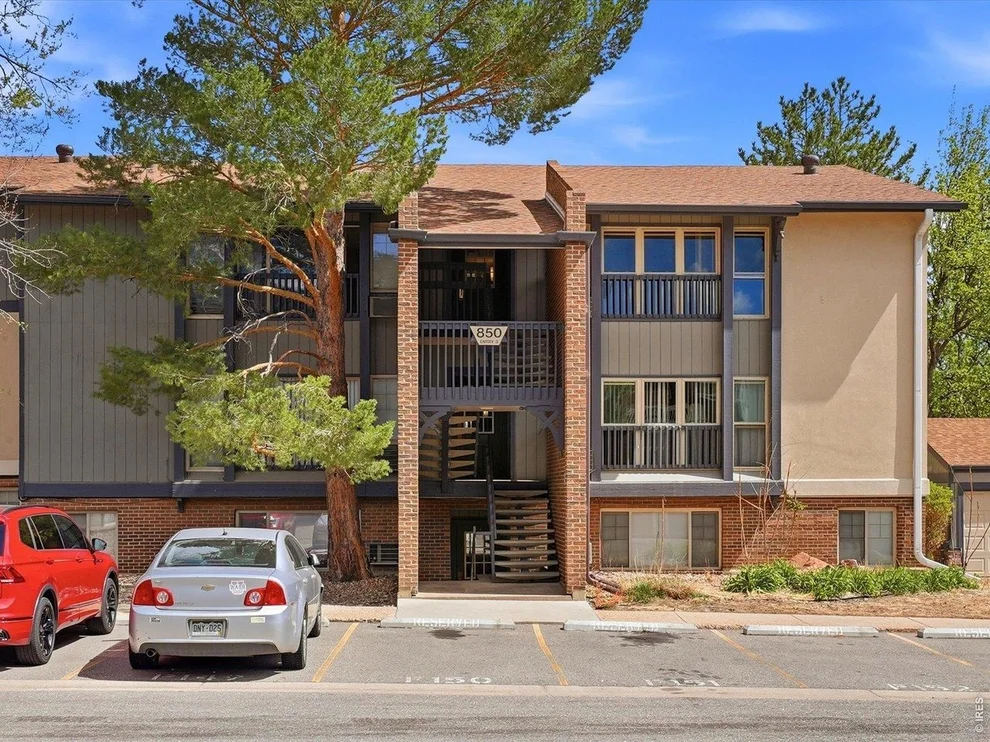 Unit for sale at 850 W Moorhead Cir, Boulder, CO 80305