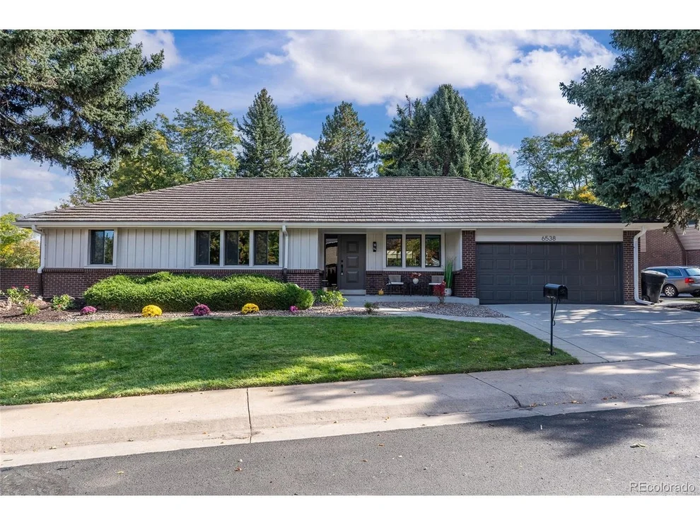 Unit for sale at 6538 E Milan Pl, Denver, CO 80237