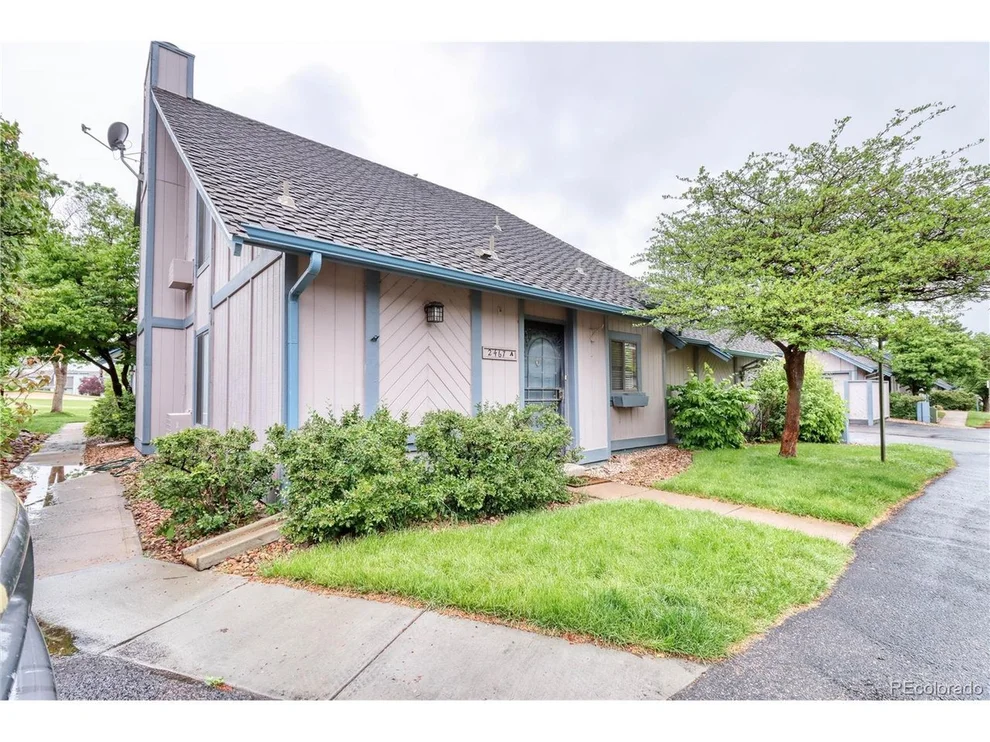 Unit for sale at 2467 S Victor St, Aurora, CO 80014