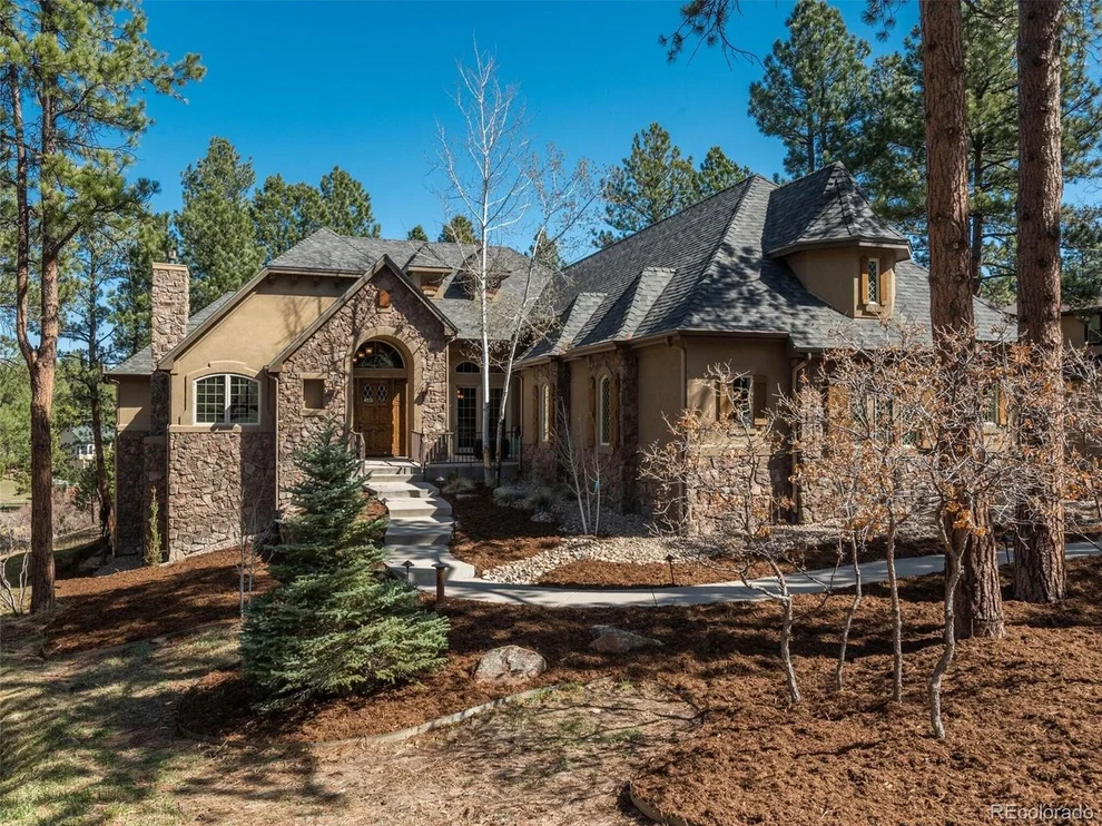 Unit for sale at 679 Cumberland Rd, Larkspur, CO 80118