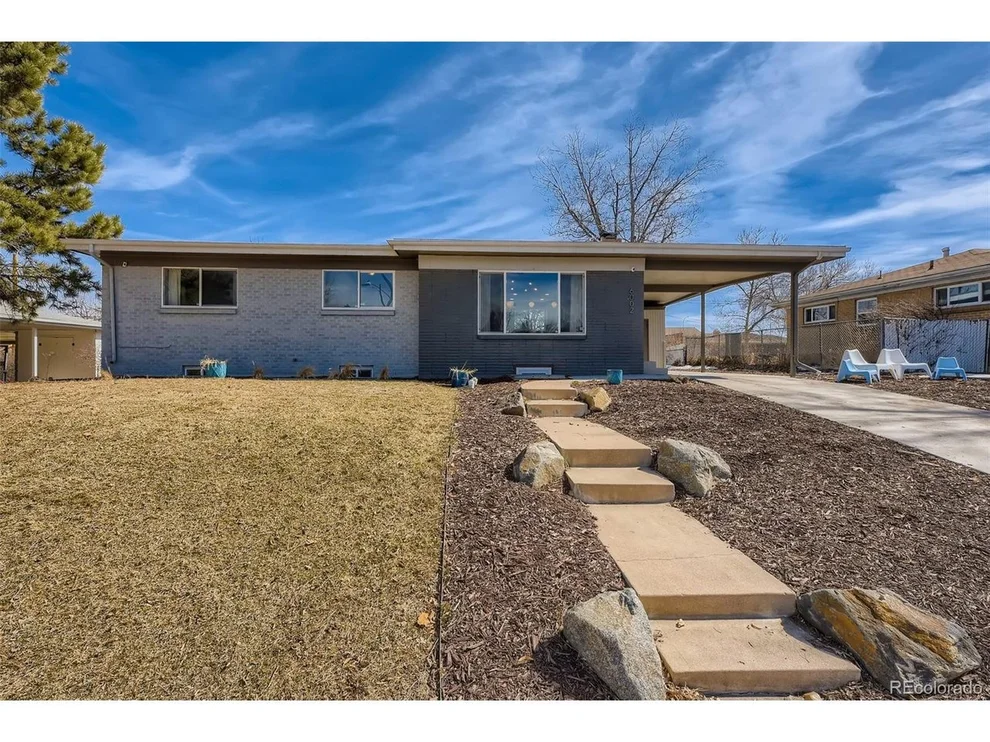Unit for sale at 6002 S Crestview St, Littleton, CO 80120