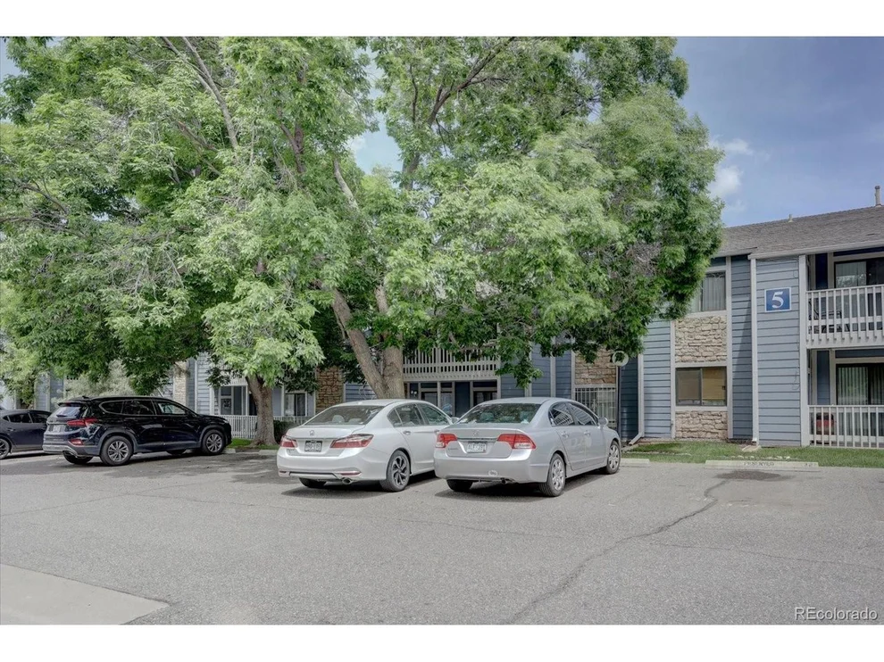 Unit for sale at 8335 Fairmount Dr, Denver, CO 80247
