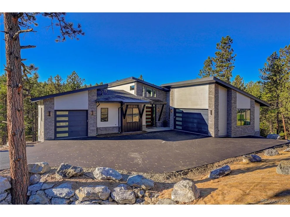 Unit for sale at 28208 Lone Elk Trl, Evergreen, CO 80439