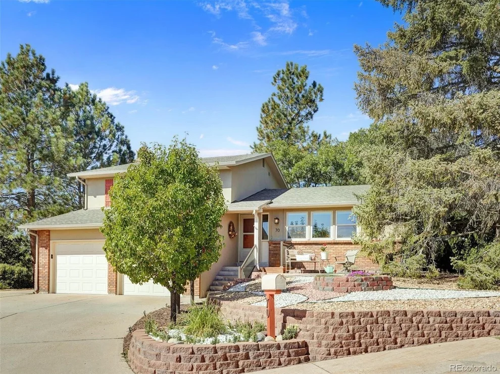 Unit for sale at 70 Oakridge Dr, Castle Rock, CO 80104