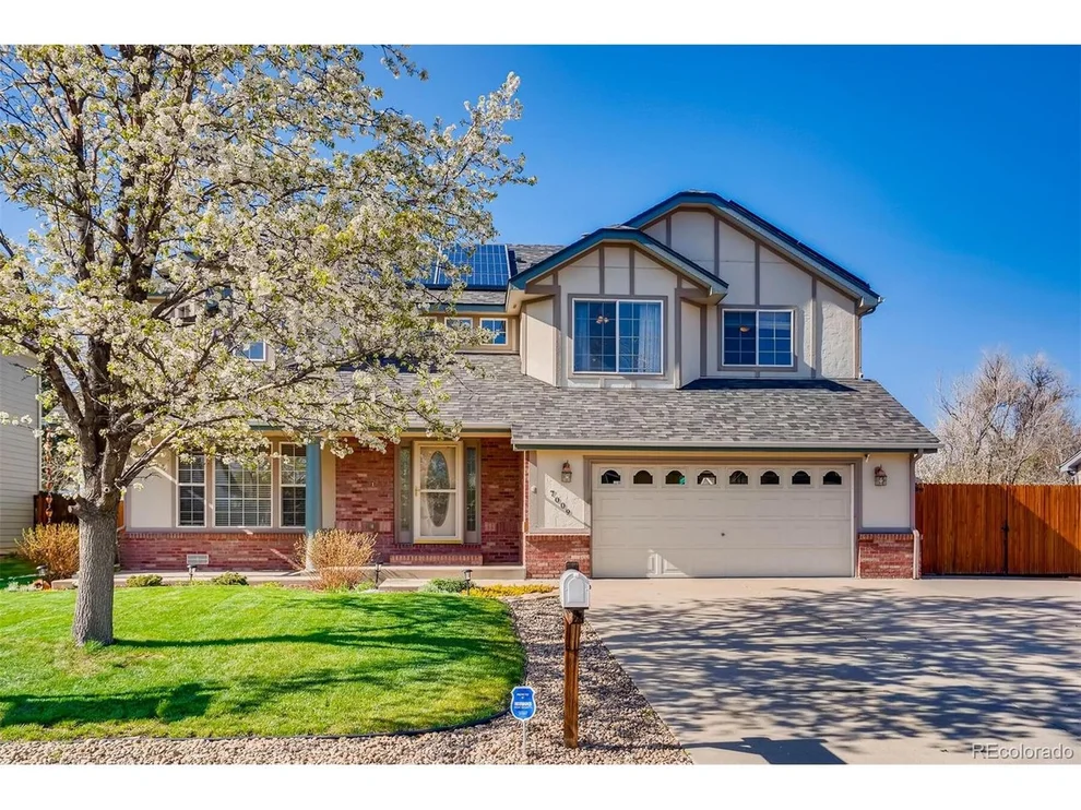 Unit for sale at 7009 W 25th Pl, Lakewood, CO 80214