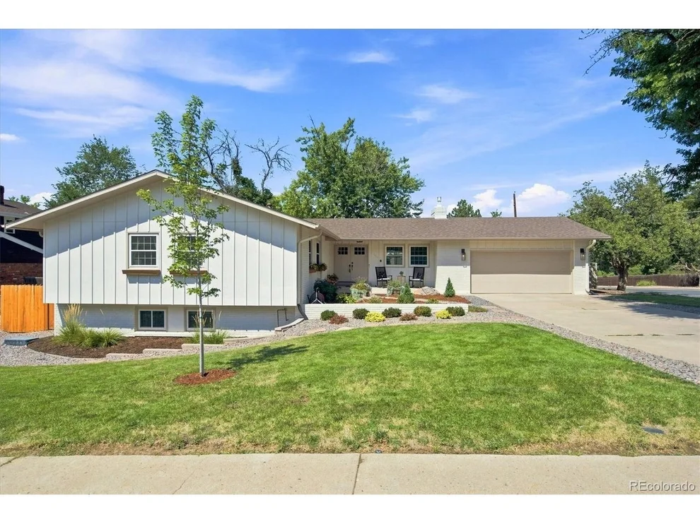 Unit for sale at 2409 W Quinn Ave, Littleton, CO 80120