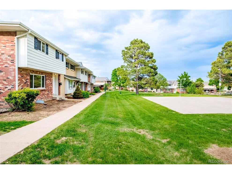 Unit for sale at 9138 E Nassau Ave, Denver, CO 80237