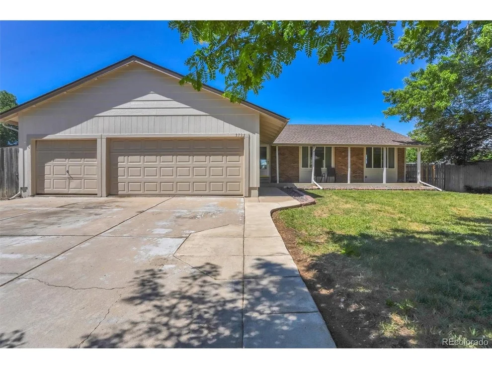 Unit for sale at 3793 S Olathe Cir, Aurora, CO 80013