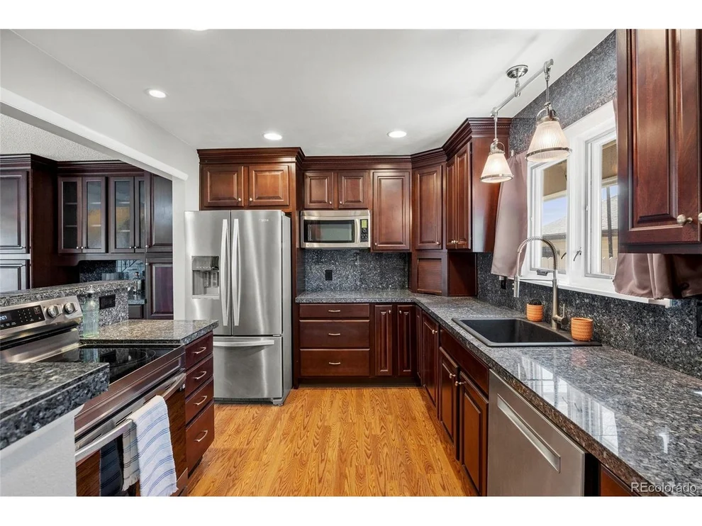 Unit for sale at 2625 S Peoria St, Aurora, CO 80014