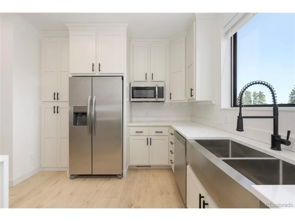 Unit for sale at 851 Ferret Ln, Fraser, CO 80442