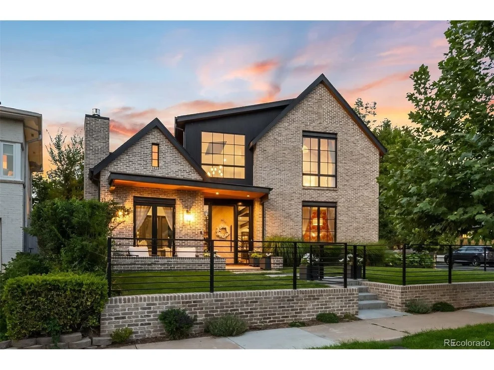 Unit for sale at 1055 S Cove Way, Denver, CO 80209
