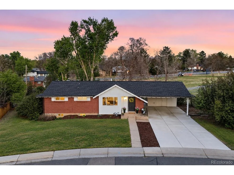 Unit for sale at 3148 E Maplewood Ave, Centennial, CO 80121