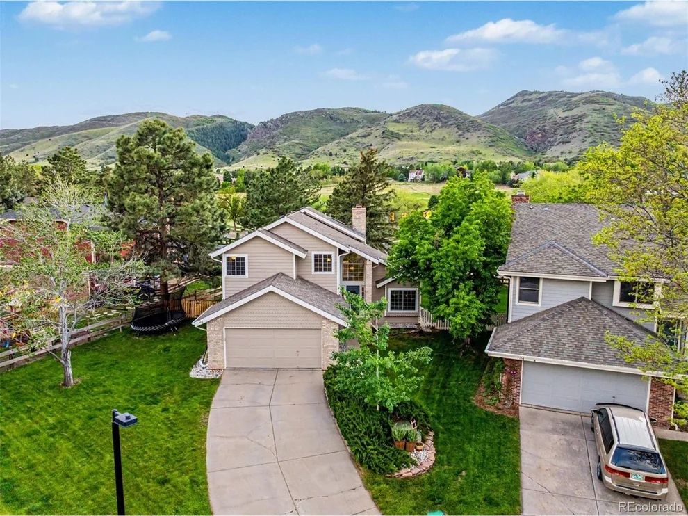 Unit for sale at 33 Tecoma Cir, Littleton, CO 80127