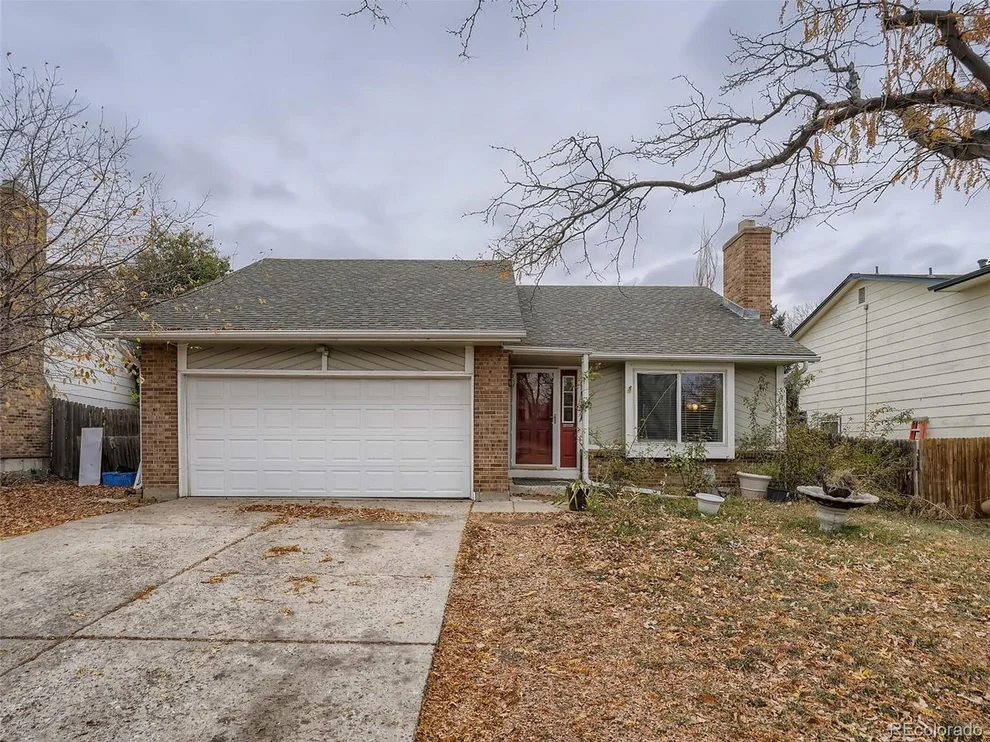 Unit for sale at 18883 E Mexico Dr, Aurora, CO 80017
