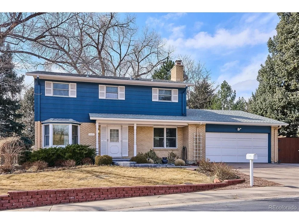 Unit for sale at 2449 S Holland Ct, Lakewood, CO 80227