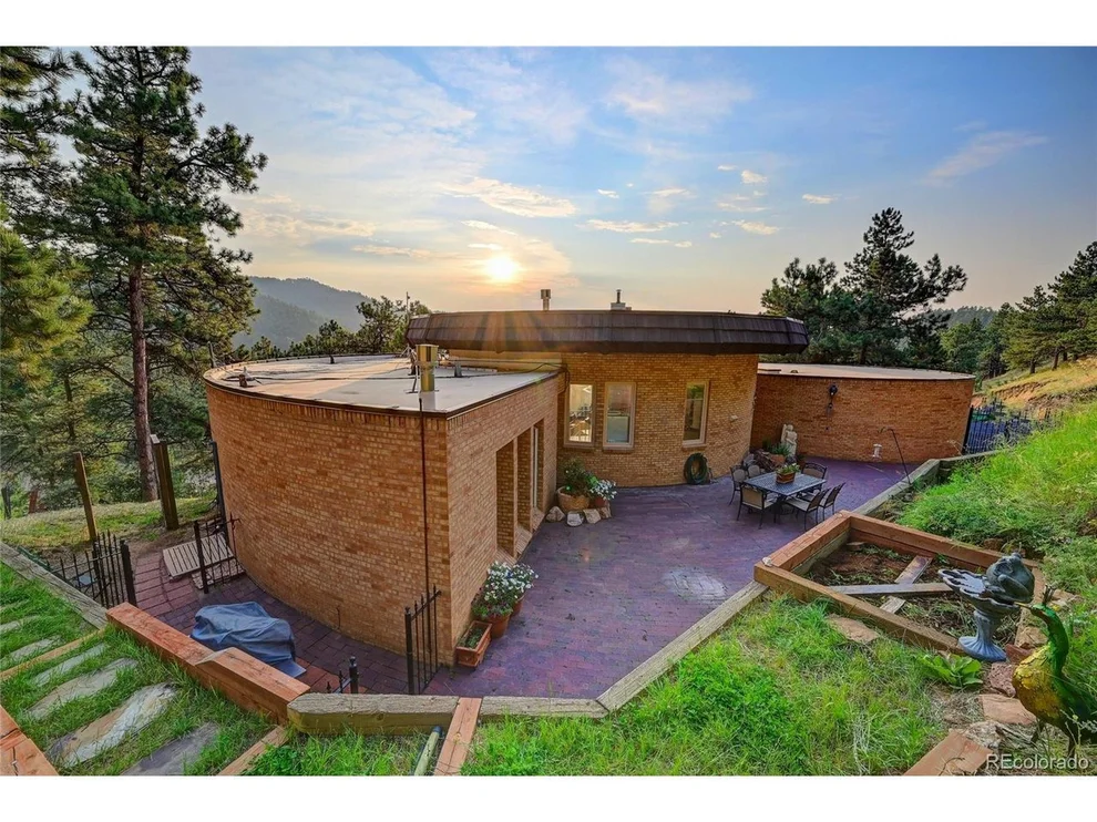 Unit for sale at 218 Anemone Dr, Boulder, CO 80302