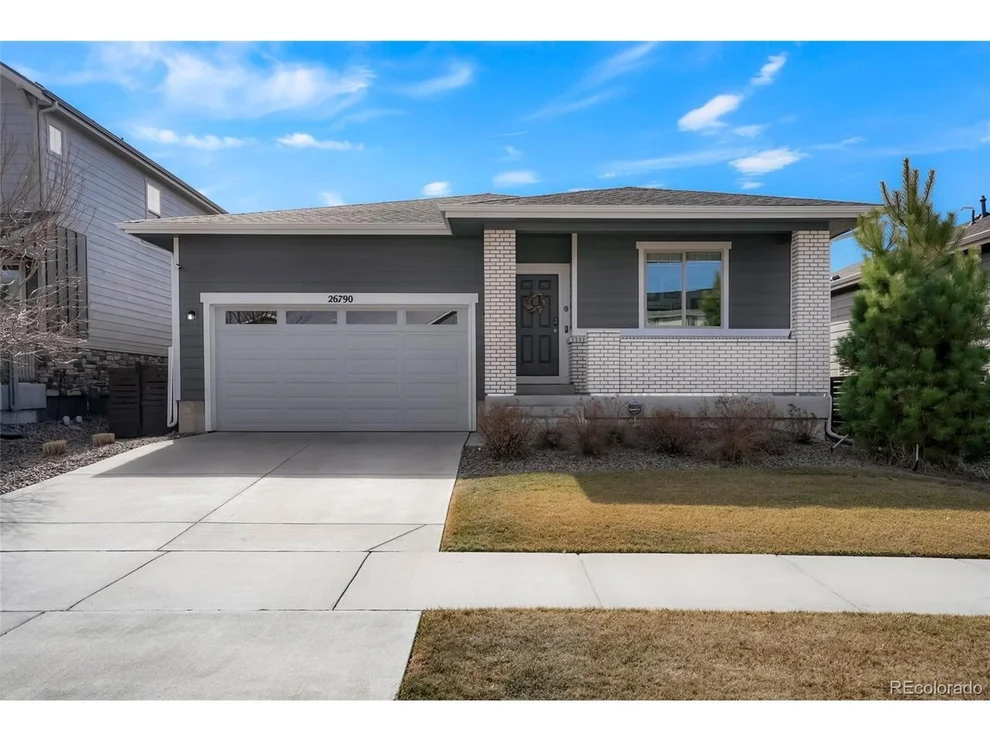 Unit for sale at 26790 E Cedar Ave, Aurora, CO 80018