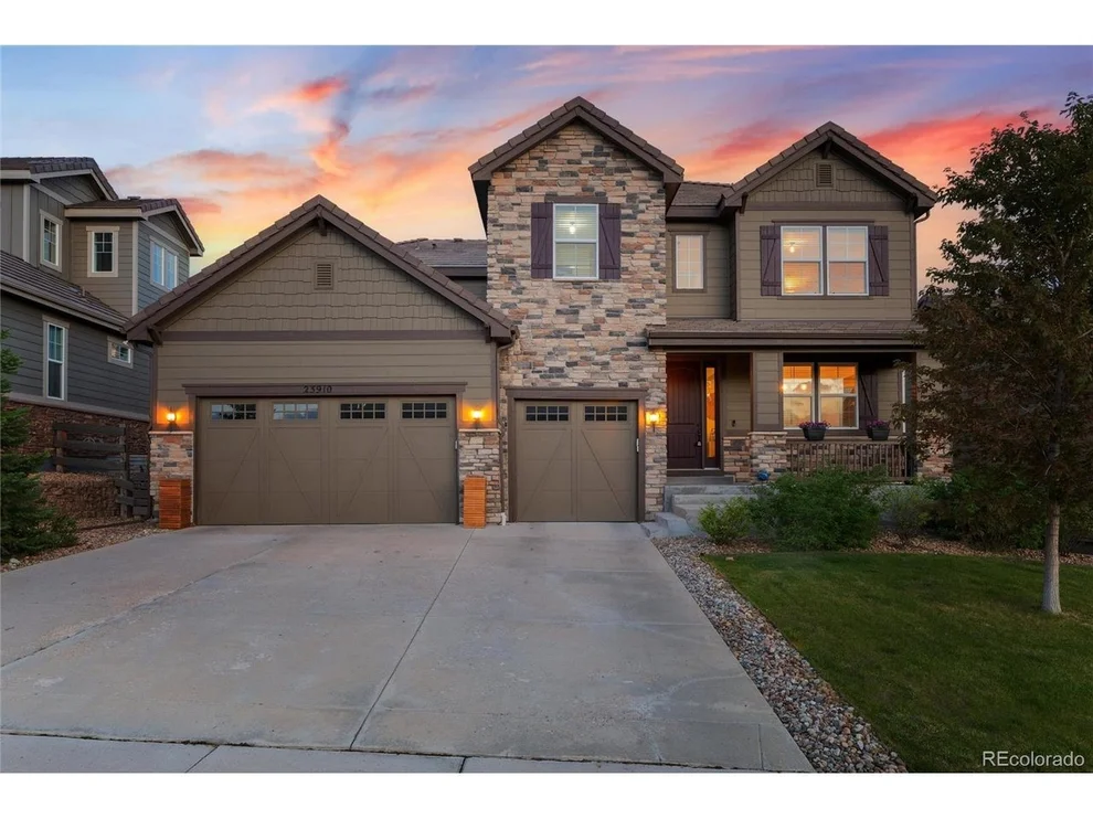 Unit for sale at 23910 E Ontario Pl, Aurora, CO 80016