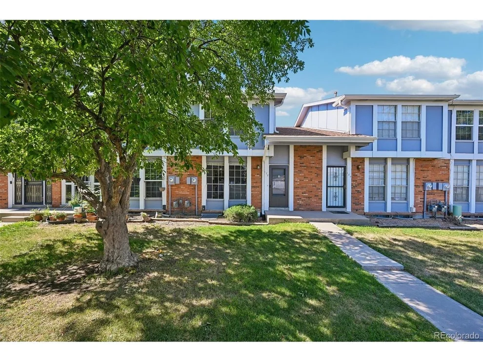 Unit for sale at 178 Paris Cir, Aurora, CO 80011