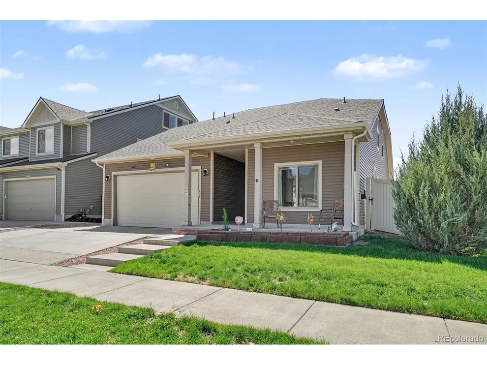 Unit for sale at 18754 Robins Dr, Denver, CO 80249