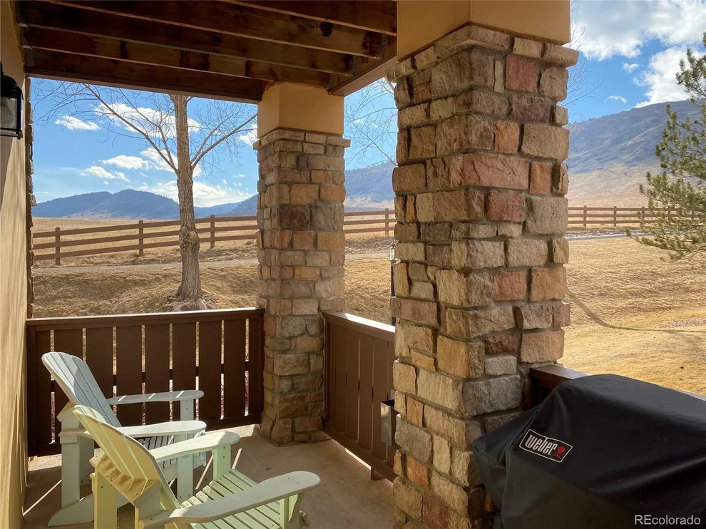 Unit for sale at 9816 W Freiburg Dr, Littleton, CO 80127