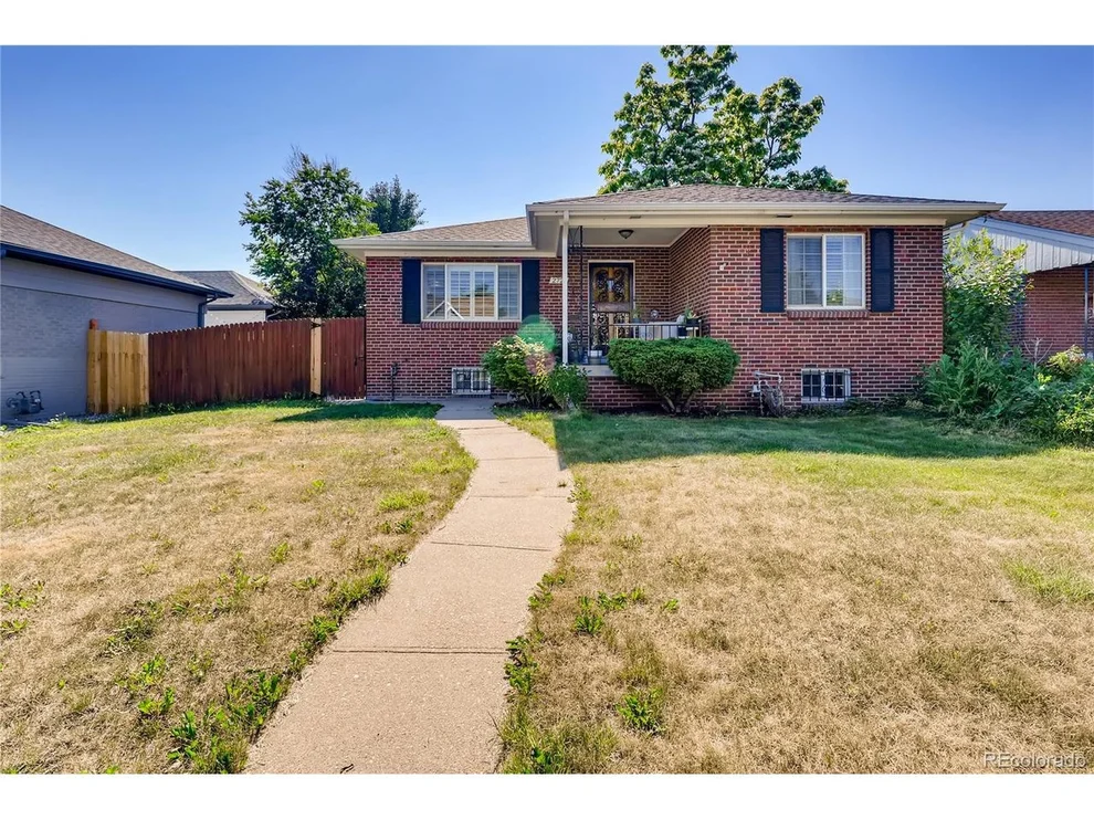 Unit for sale at 2721 N Clayton St, Denver, CO 80205