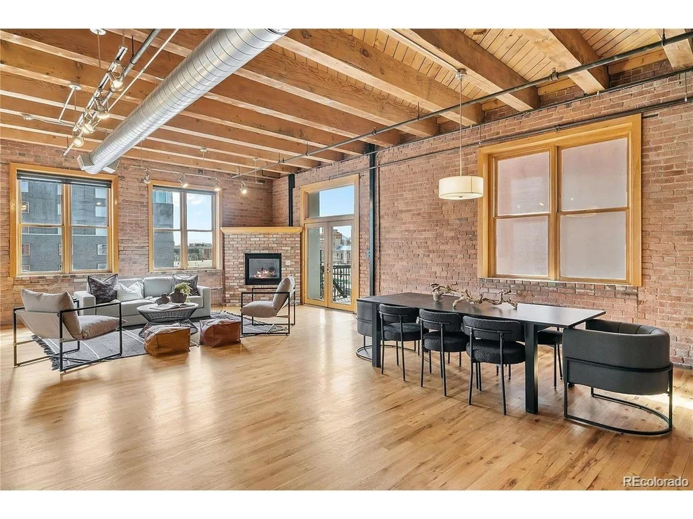 Unit for sale at 1127 Auraria Pkwy, Denver, CO 80204
