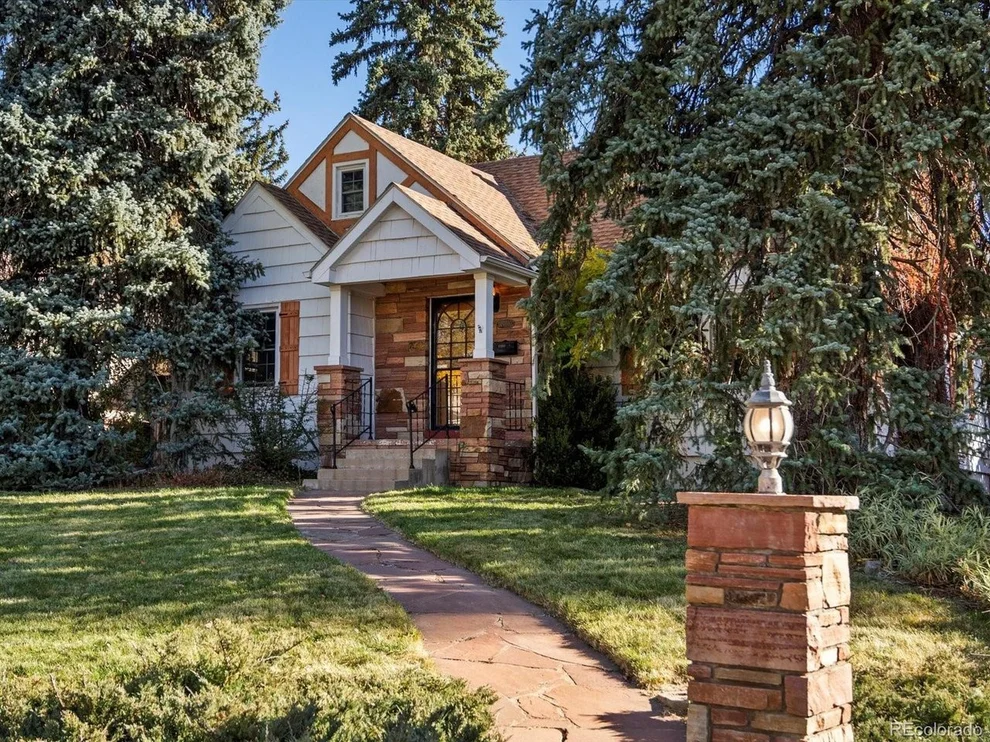Unit for sale at 2770 S Emerson St, Englewood, CO 80113