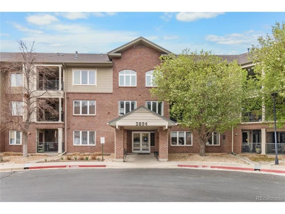 Unit for sale at 2894 W Riverwalk Cir, Littleton, CO 80123
