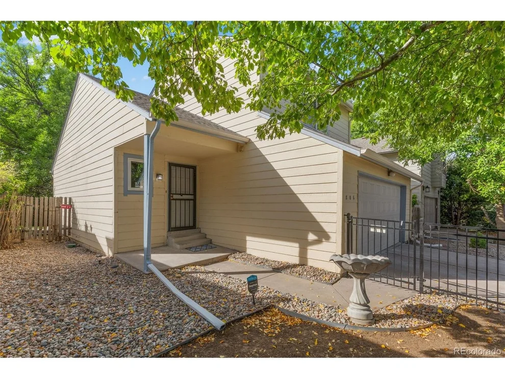 Unit for sale at 806 W Peakview Ave, Littleton, CO 80120