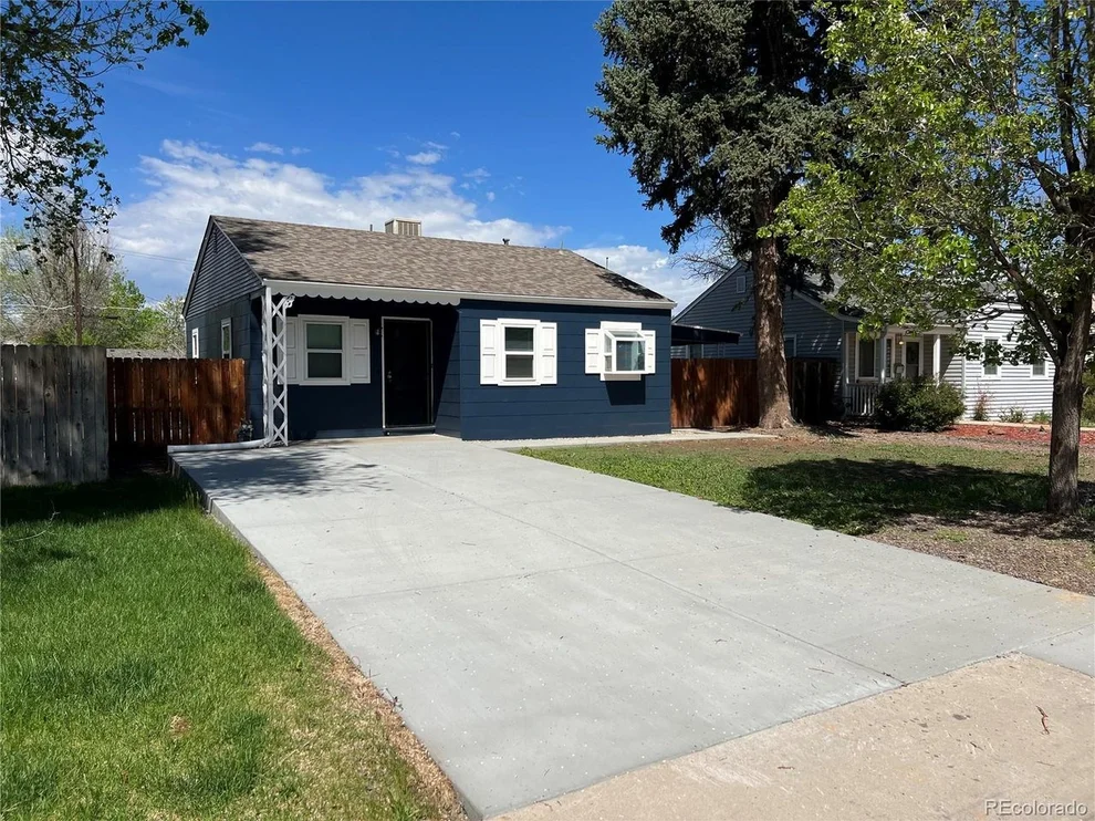 Unit for sale at 1149 Chester St, Aurora, CO 80010