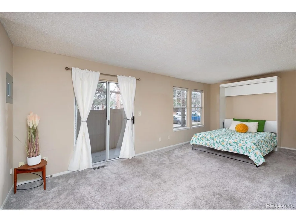 Unit for sale at 9633 W Chatfield Ave, Littleton, CO 80128
