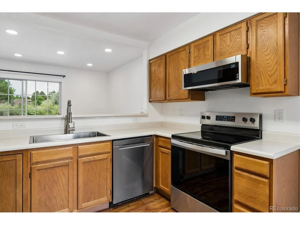 Unit for sale at 10557 W Maplewood Dr, Littleton, CO 80127