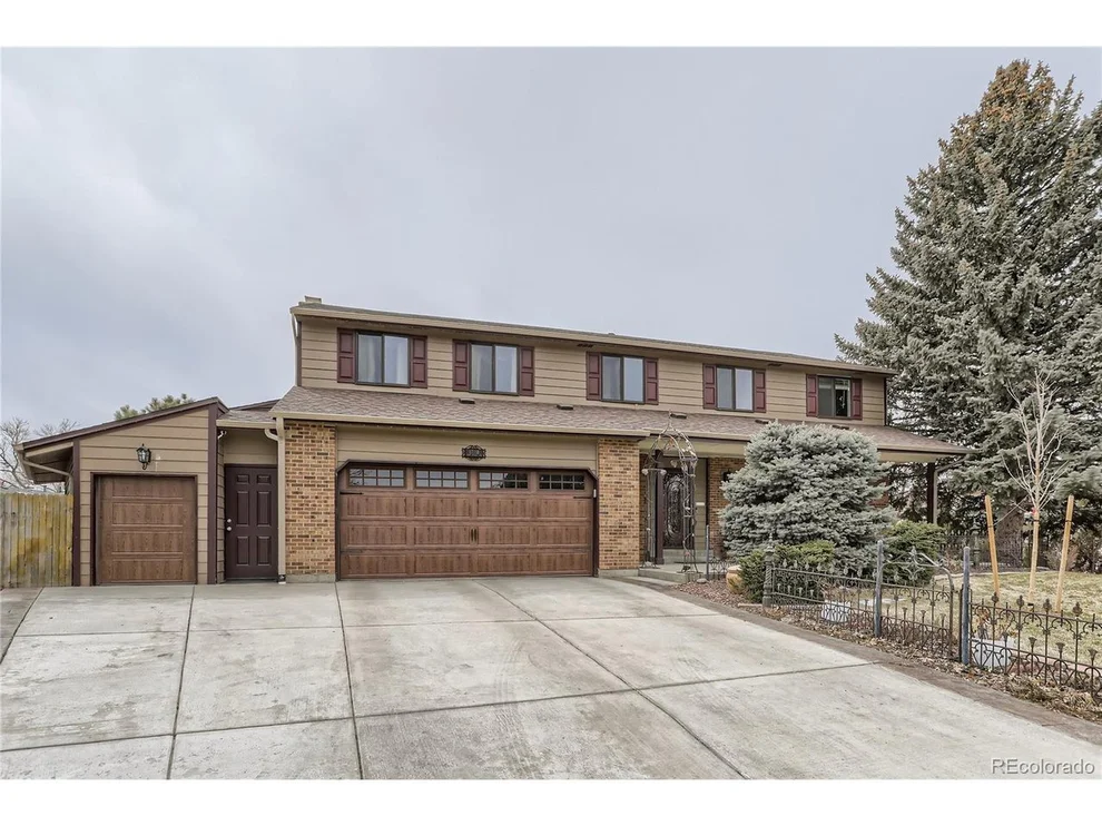 Unit for sale at 17118 E Evans Dr, Aurora, CO 80013