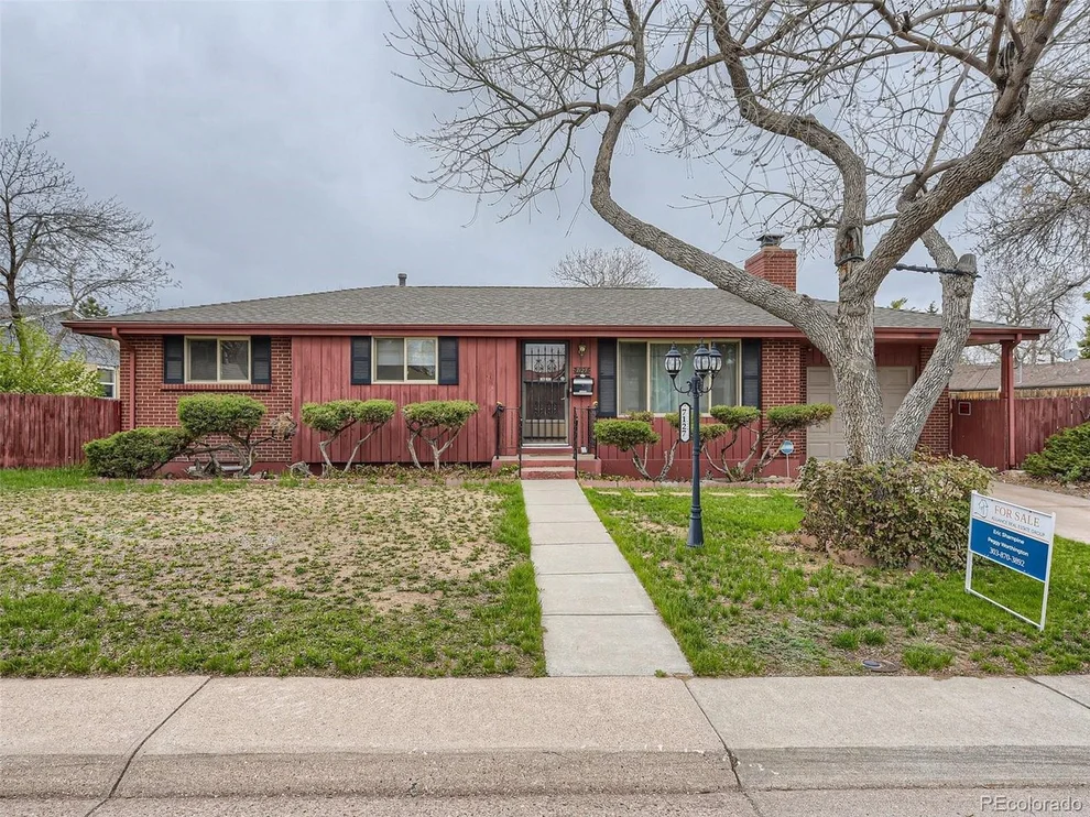 Unit for sale at 7127 S Clermont Dr, Centennial, CO 80122