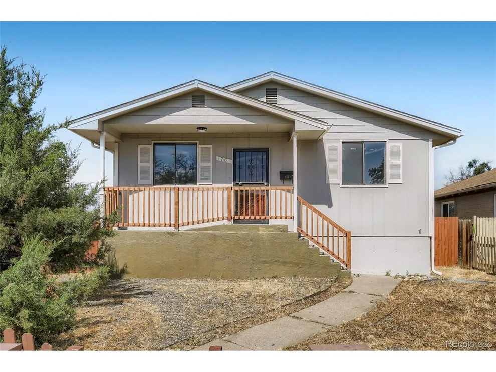 Unit for sale at 1701 Clinton St, Aurora, CO 80010