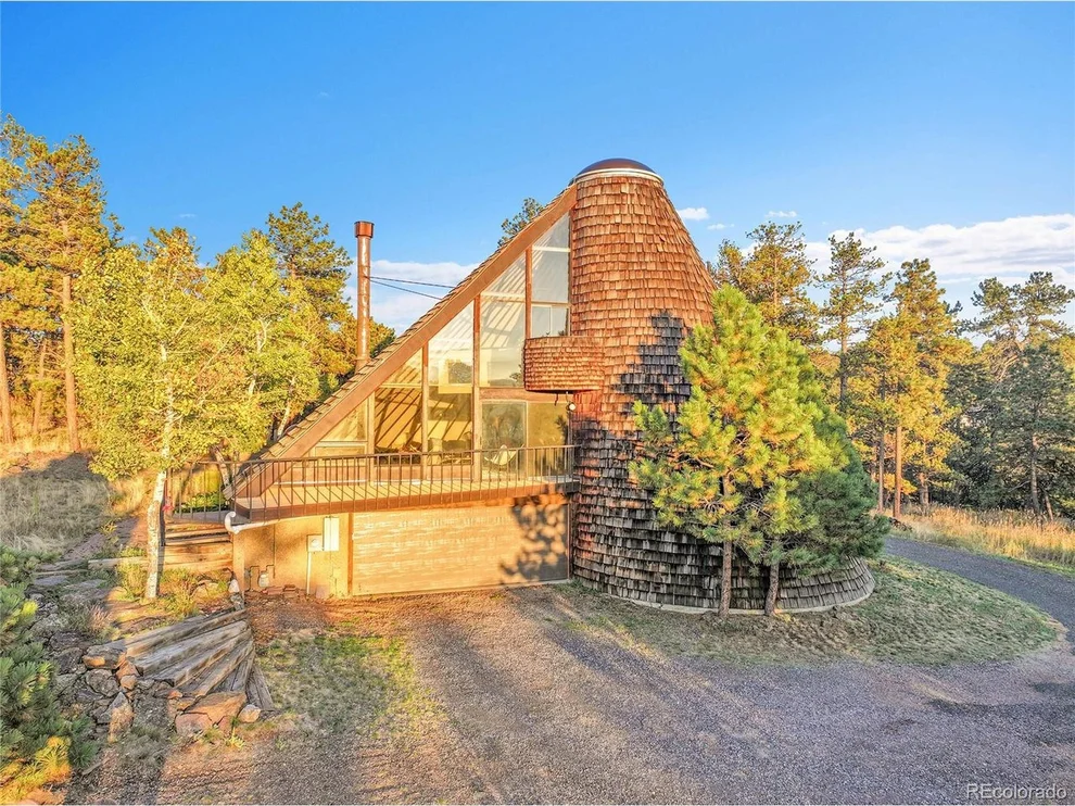 Unit for sale at 560 Lindsey Rd, Golden, CO 80401