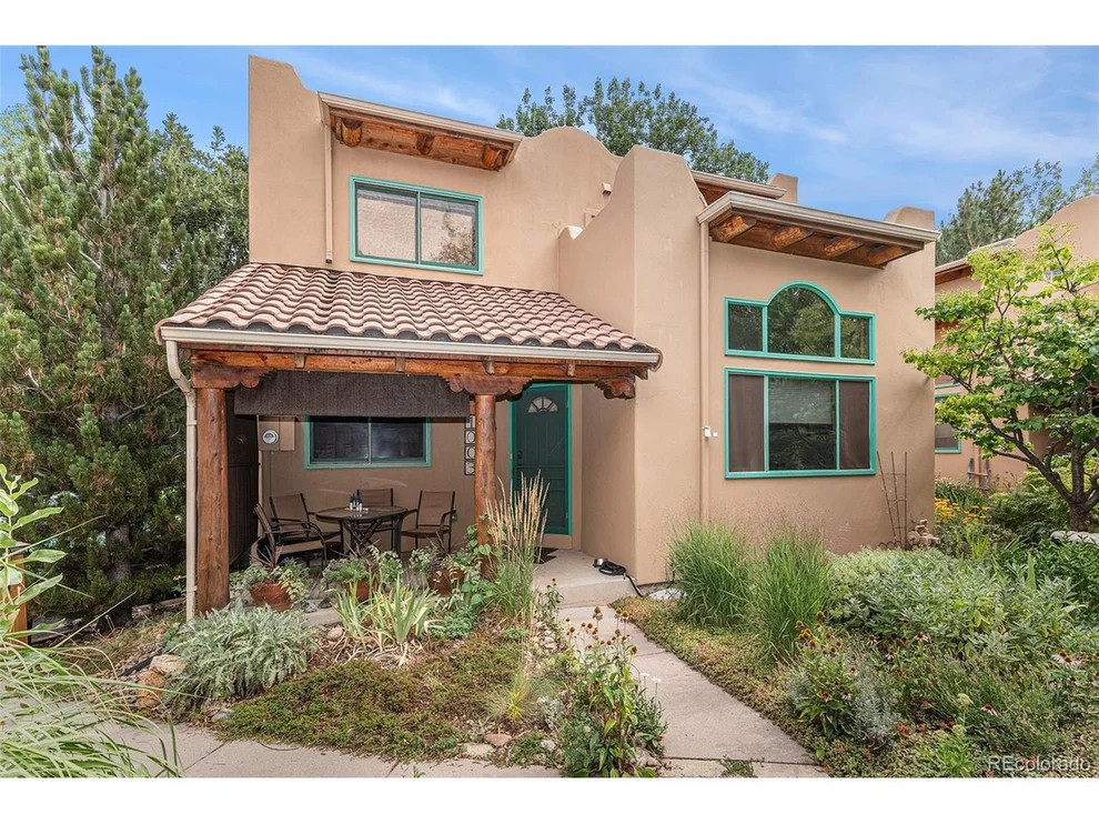 Unit for sale at 1003 Cottonwood Cir, Golden, CO 80401