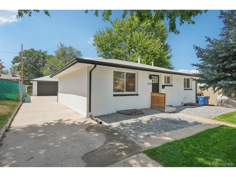 Unit for sale at 3781 S Hooker St, Englewood, CO 80110