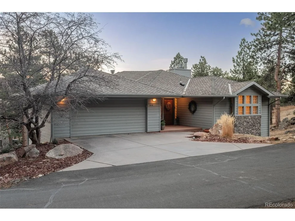 Unit for sale at 1419 Tamarac Dr, Golden, CO 80401