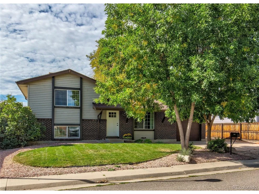 Unit for sale at 1300 Solana Dr, Denver, CO 80229