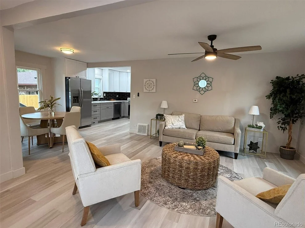 Unit for sale at 1925 Syracuse St, Denver, CO 80220