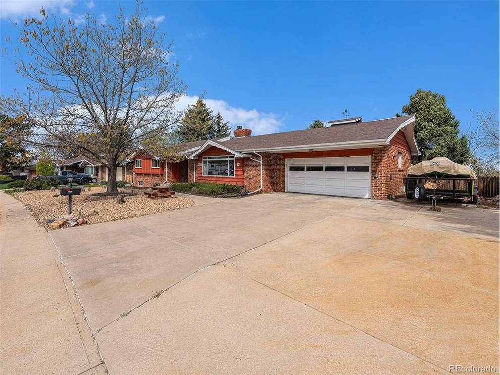 Unit for sale at 7105 Dover Way, Arvada, CO 80004