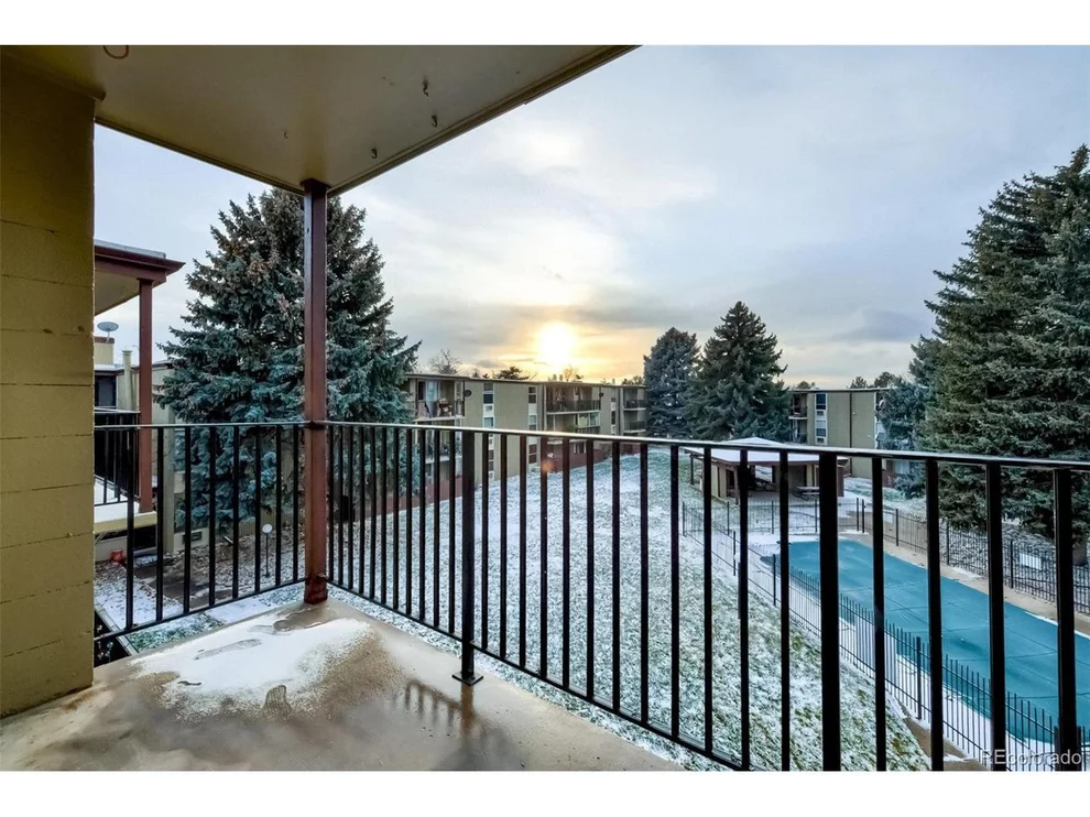 Unit for sale at 2281 S Vaughn Way, Aurora, CO 80014