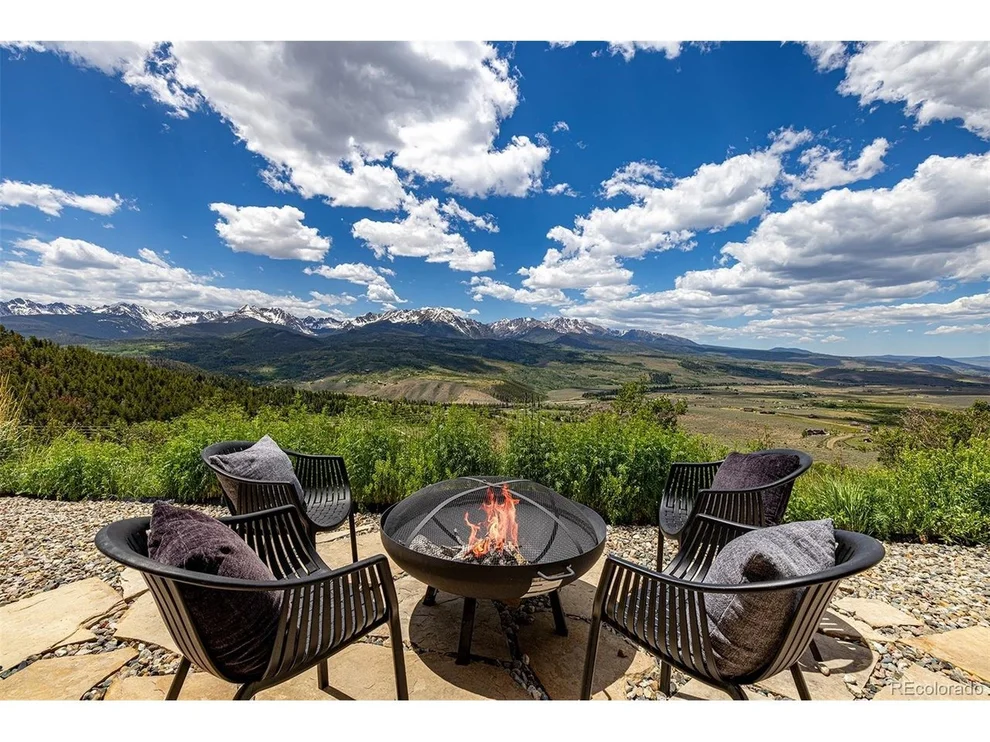 Unit for sale at 189 Arrowhead Bluff Rd, Silverthorne, CO 80498