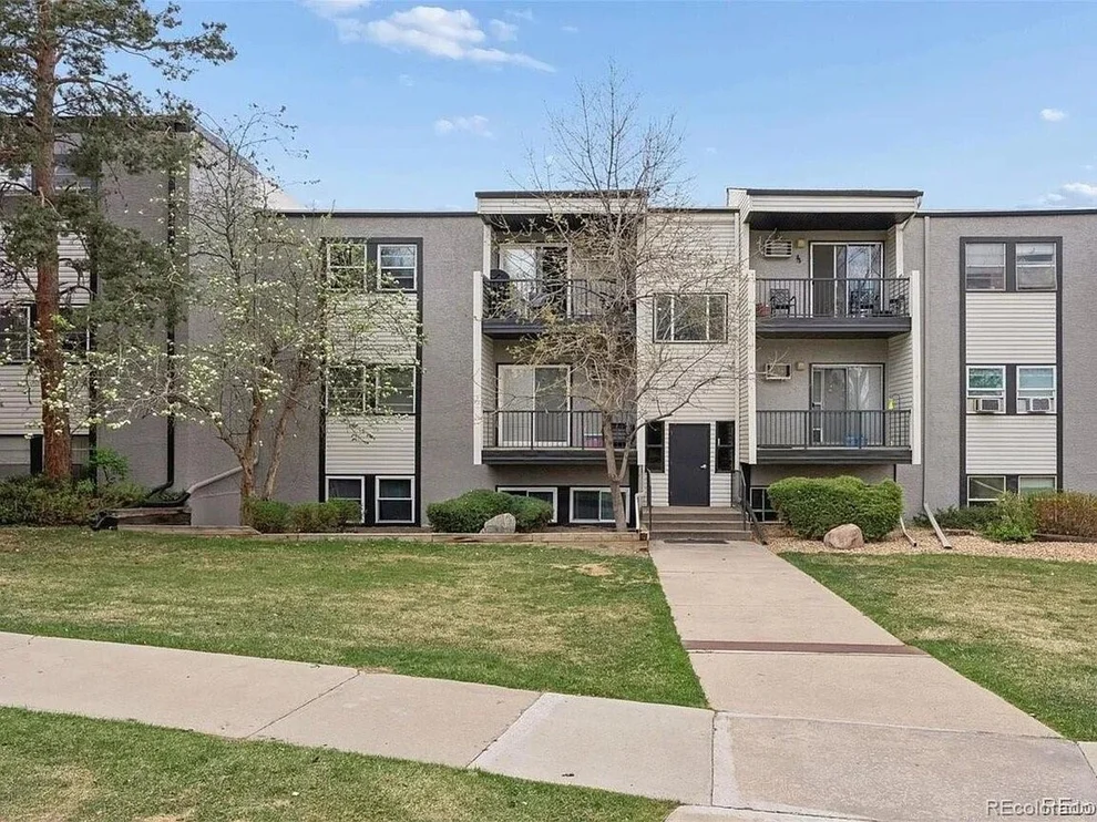 Unit for sale at 501 Golden Cir, Golden, CO 80401