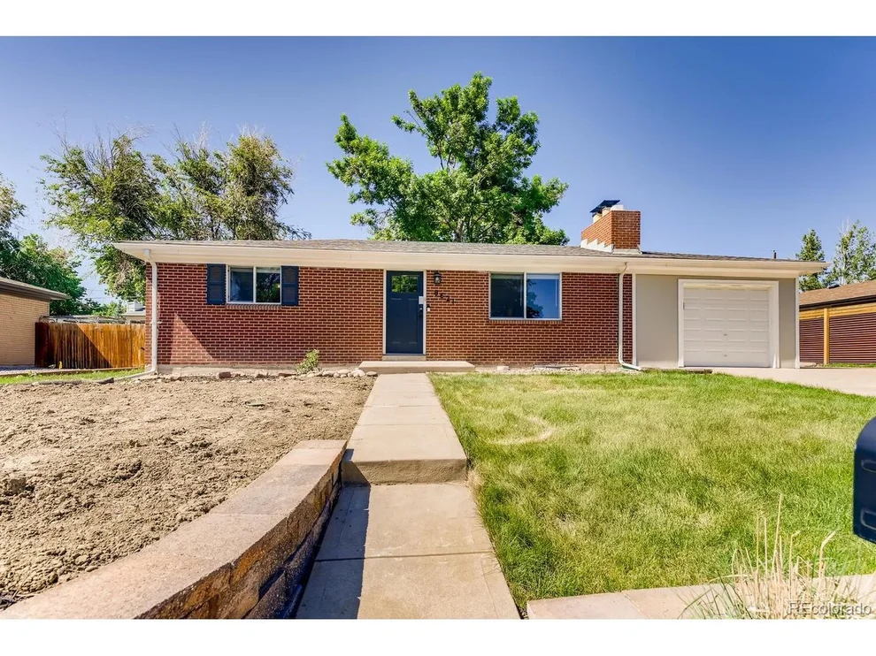 Unit for sale at 8621 W 64th Pl, Arvada, CO 80004
