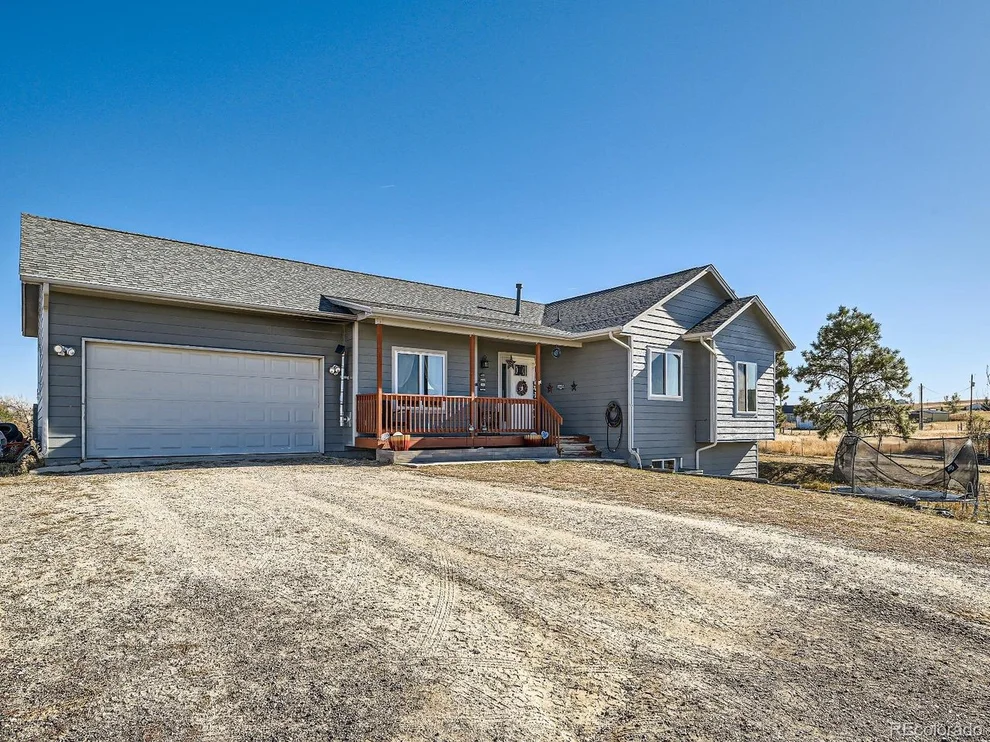 Unit for sale at 7805 Shenandoah Dr, Elizabeth, CO 80107