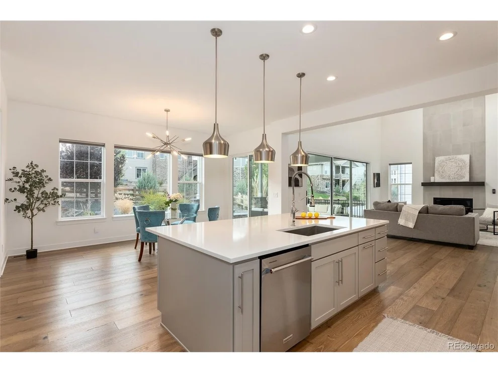 Unit for sale at 6689 S Vandriver Way, Aurora, CO 80016