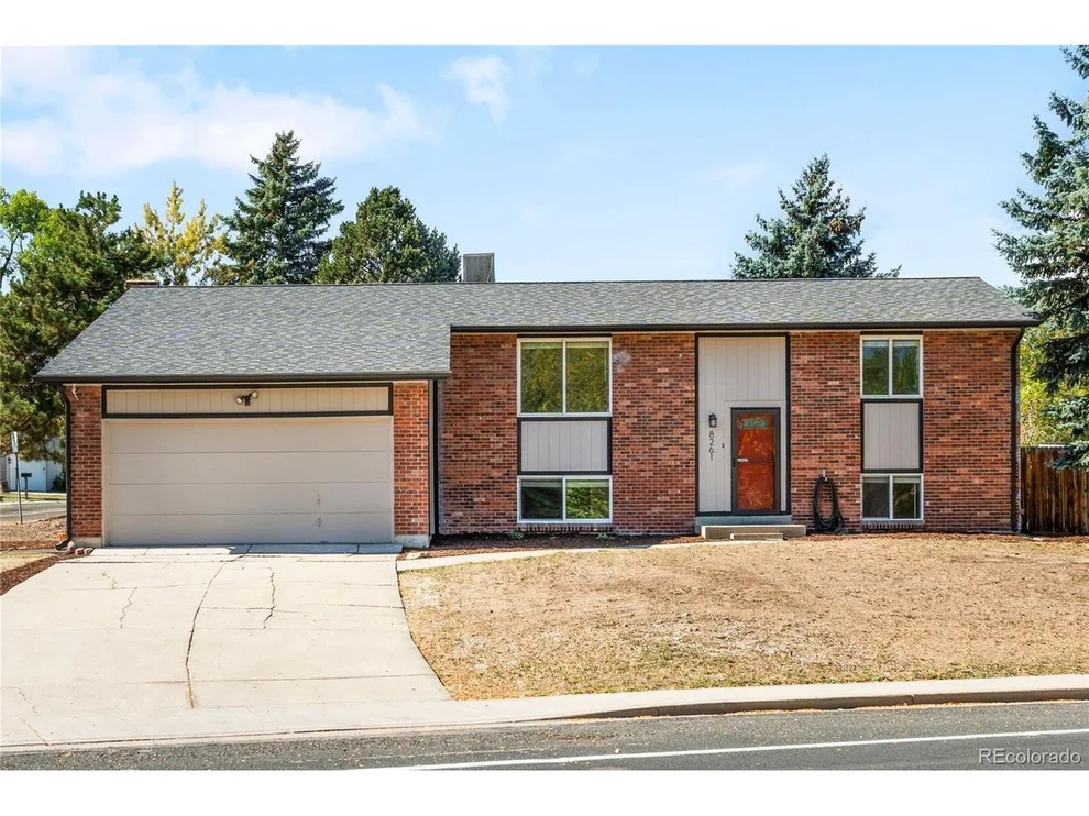 Unit for sale at 8261 W Pomona Dr, Arvada, CO 80005